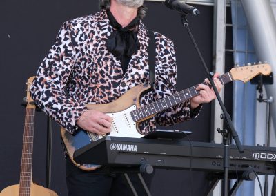 John Gorbey as Benny